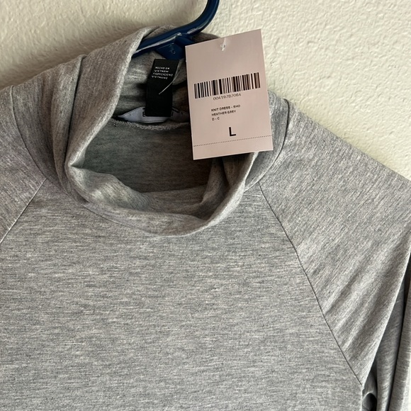 Forever 21 turtleneck dress, tags on never worn, large - Picture 2 of 4